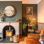 46 Nunnery Lane York