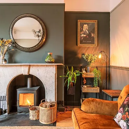 46 Nunnery Lane York