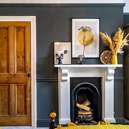 46 Nunnery Lane Tatil Evi *