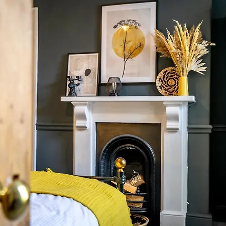 Semesterbostad 46 Nunnery Lane