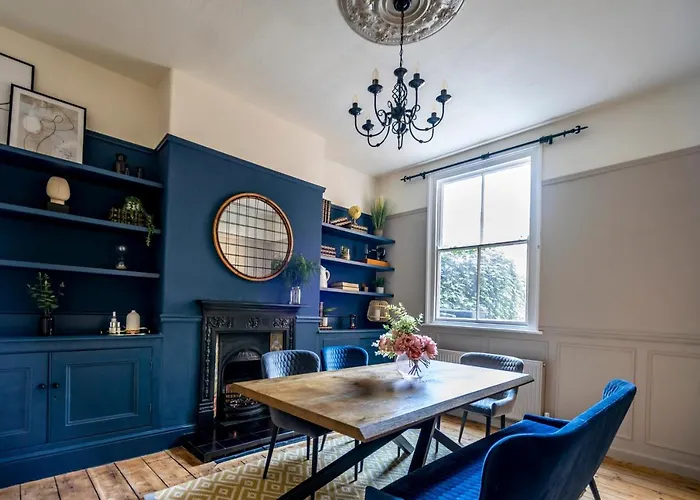 46 Nunnery Lane 度假居 *