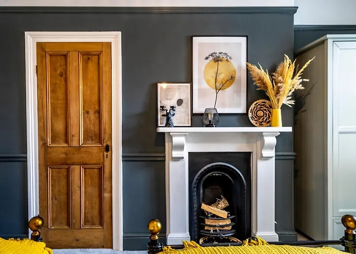 46 Nunnery Lane 度假居 *